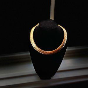 2  ITEMS set  of Thick gold tone MONET snake chain & 4 leaf clover  earrings